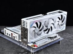 《双影奇境》好评如雷！RTX5090挑战3A大作4开