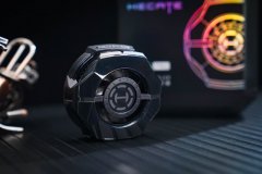 漫步者电竞HECATE C4 Pro:从散热背夹到无线充电器
