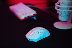 无畏拉Hyperx 旋火无线游戏鼠标的极限走位