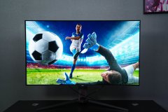 48英寸+4K+OLED+138Hz看球赛游戏到底有多爽