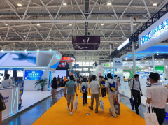 直击｜缺芯不缺中国芯！国产MCU厂商赚翻，挤爆