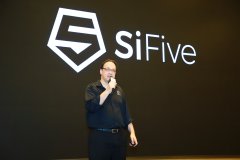 RISC-V主要发明人：垂直半导体商业模式时代，R