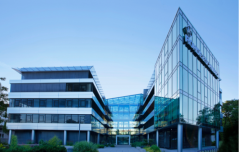 罗德与施瓦茨取得优异业绩表现，实现稳健增长