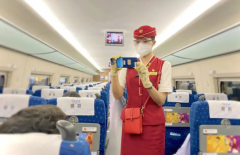 乘务员小姐姐竟然 “偷拍”我！人民日报、中国