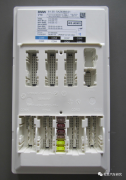 宝马车身域控制器BCP内部拆解分析
