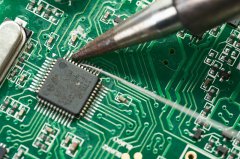 无钱焊锡如何防护过程中所产生的烟雾?