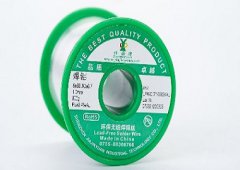 焊锡丝中的松香有时会发白造成电路板很脏如何