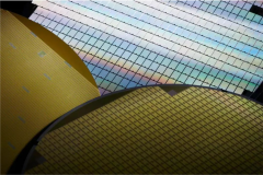 Mini LED行业「Plus」级别新选择