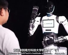 高校+企业"双引擎"爆发！机器人研发“加