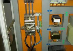 <b>图文解析电气柜成套安装实例参考</b>