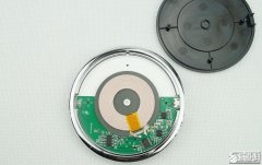 Yoobao羽博无线充电器DX拆解：充电器里的白富美