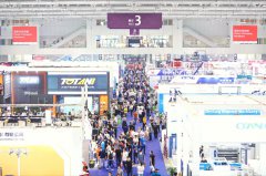 逛CHINAPLAS国际橡塑展 探索环保解决方案成果 展会