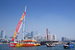 2025-26克利伯环球帆船赛青岛站起航
