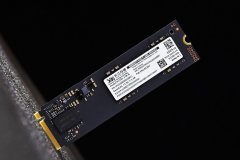 长江存储 PC450固态硬盘最新测评出炉